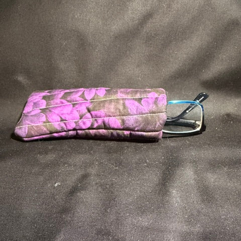 Vertical Glasses Case